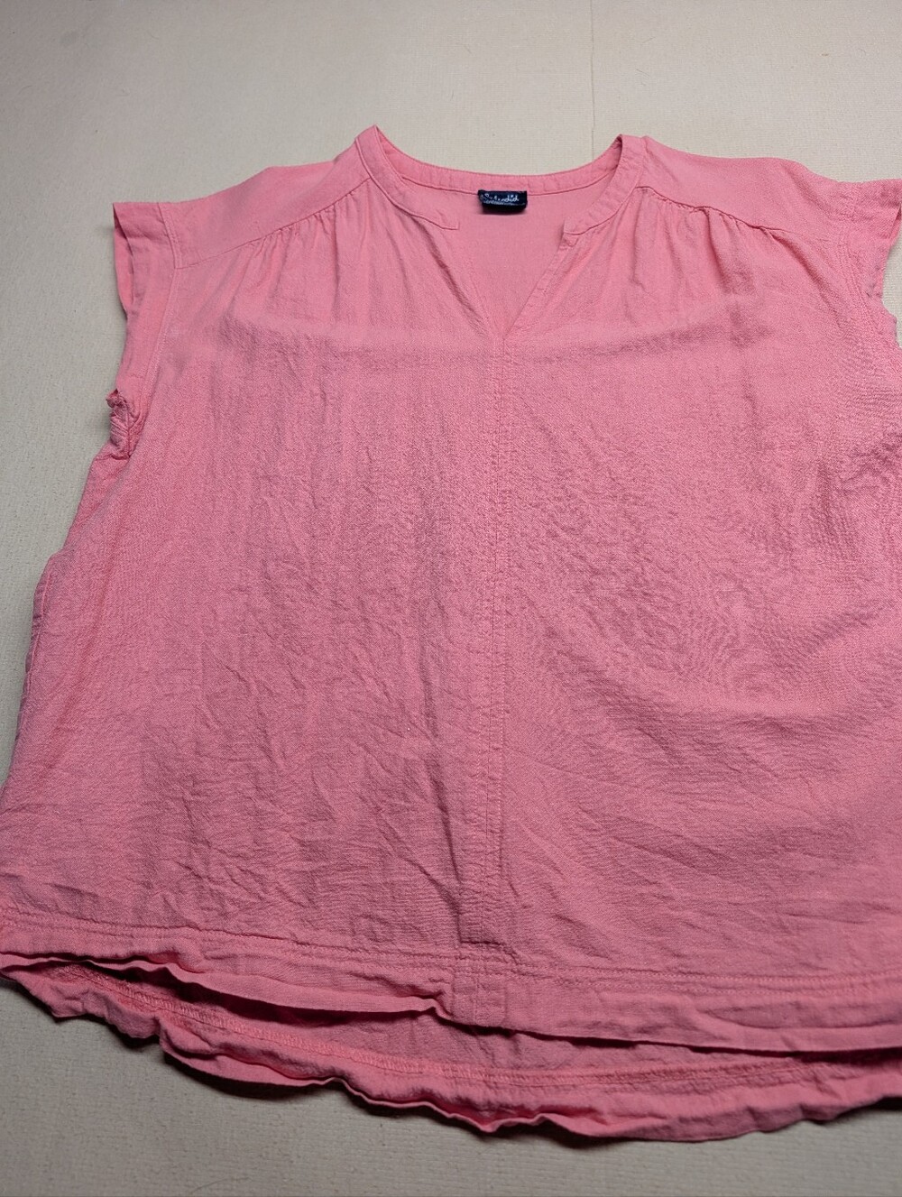 Splendid Women Size M Coral  Split Neck Short Sleeve Blouse 55% Linen 45% Vicose